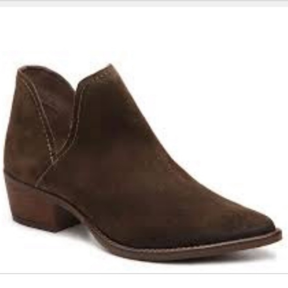 Steven by Steve Madden Ayla Suede Chelsea Boots